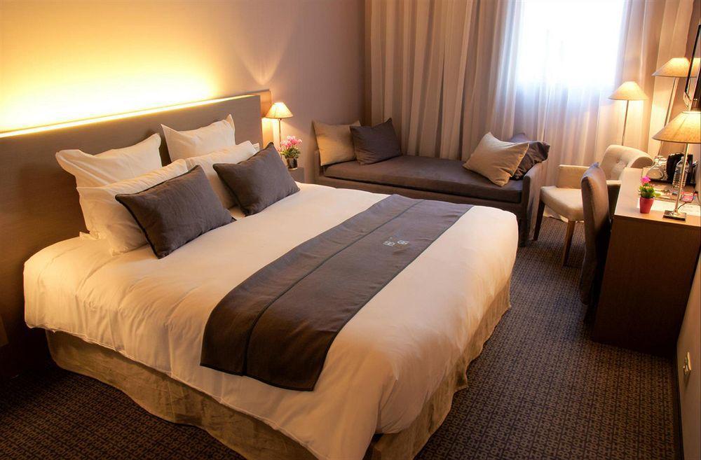 Best Western Hotel De La Breche Νιόρ Εξωτερικό φωτογραφία